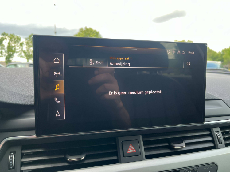 Audi A4 A4 Avant 35 TFSI S tronic Virtual/LED/Leder/Carplay/Zetelverwarming/...!! Leconte Motors