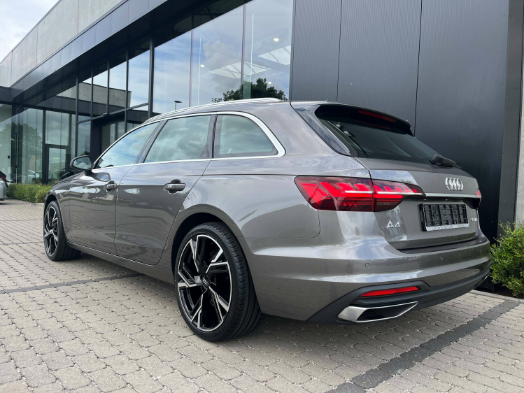 Audi A4 A4 Avant 35 TFSI S tronic Virtual/LED/Leder/Carplay/Zetelverwarming/...!! Leconte Motors