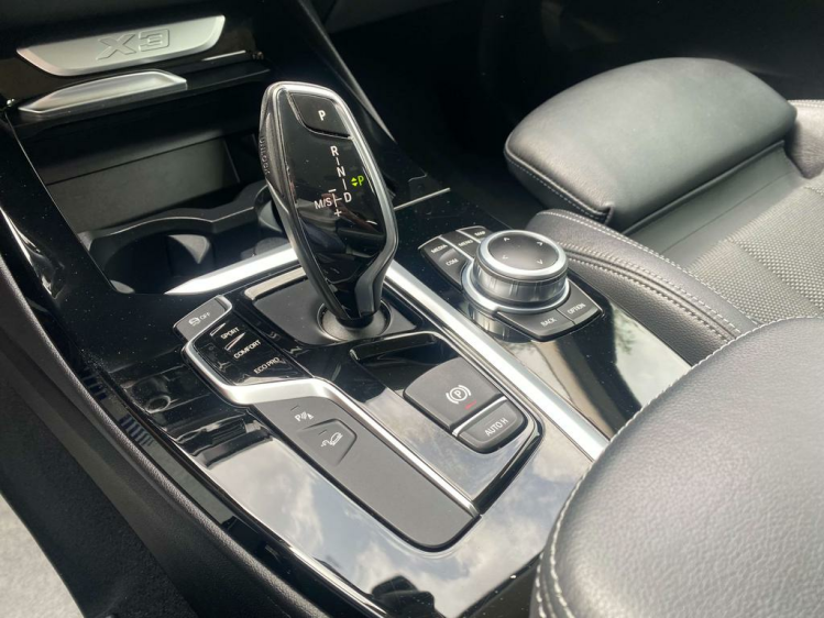 BMW X3 2.0iA xDrive20 X-Line Full-LED/Sportzetels/Gps/CAM Leconte Motors