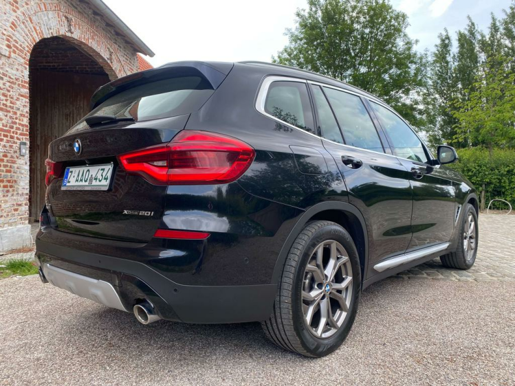 BMW X3 2.0iA xDrive20 X-Line Full-LED/Sportzetels/Gps/CAM Leconte Motors