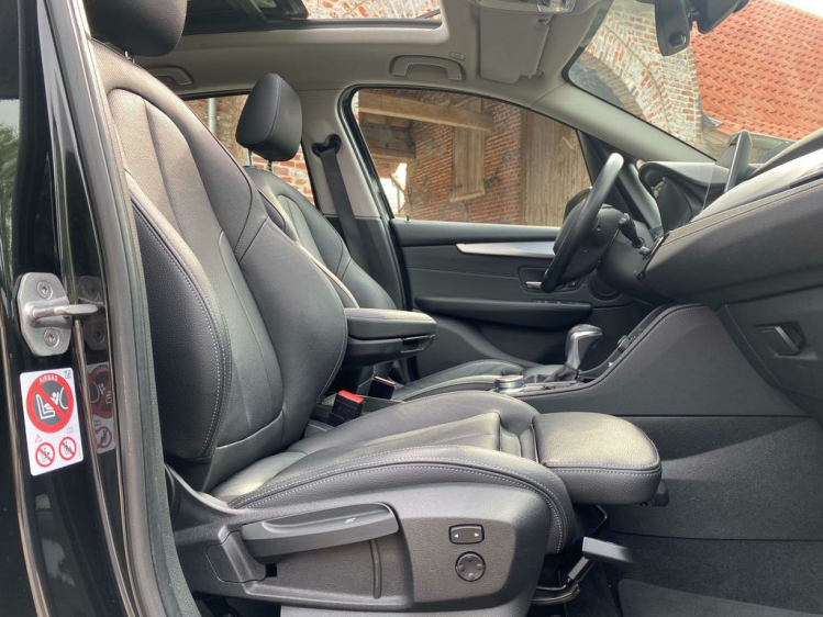 BMW 225 225XE Active Tourer Hybrid Luxury Pano/Leder/CAM.. Leconte Motors