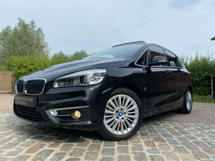 BMW 225 225XE Active Tourer Hybrid Luxury Pano/Leder/CAM.. Leconte Motors