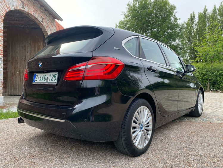 BMW 225 225XE Active Tourer Hybrid Luxury Pano/Leder/CAM.. Leconte Motors