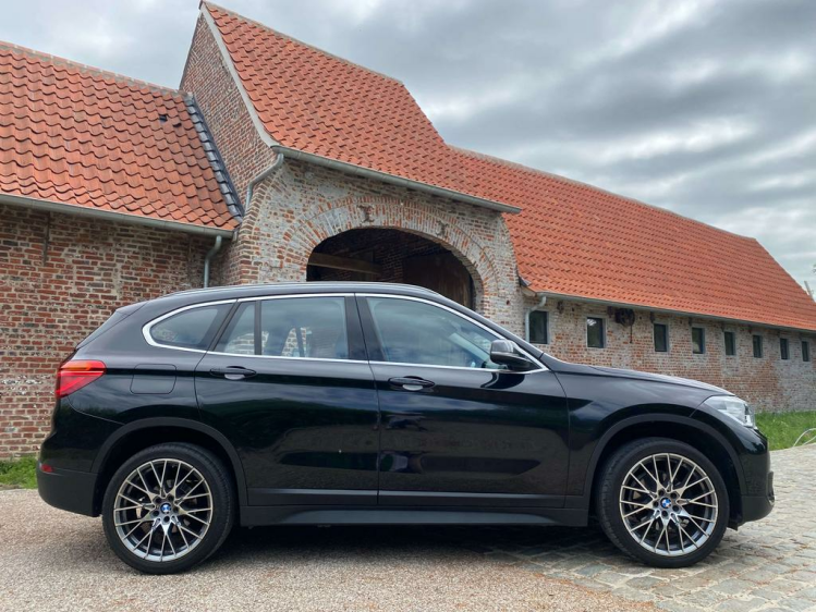BMW X1 2.0 dAS sDrive18 Full-LED/Sportzetels/Gps-Pro/HUD! Leconte Motors