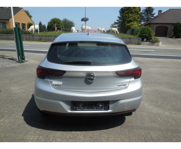 Opel Astra K 5drs 1.0 benz turbo bj. 02/2018 32433 km silver Garage Van Wassenhove
