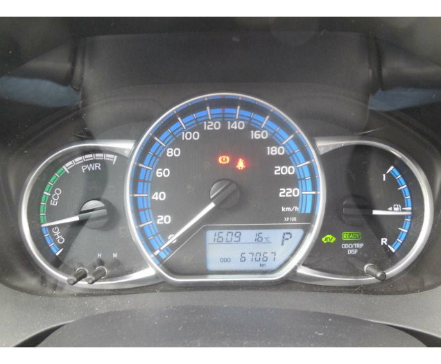Toyota Yaris 1.5i VVT-i Hybrid Comfort bj.01/2017 68000 km Garage Van Wassenhove