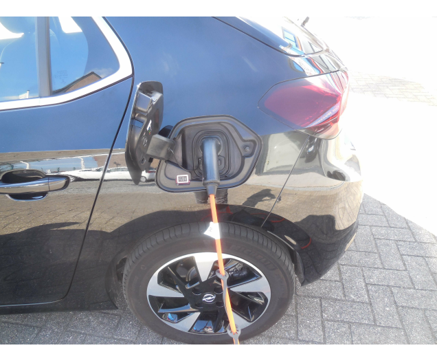 Opel Corsa Elektrisch 50 kWh zwart bj. 03/2021 12041 km Garage Van Wassenhove