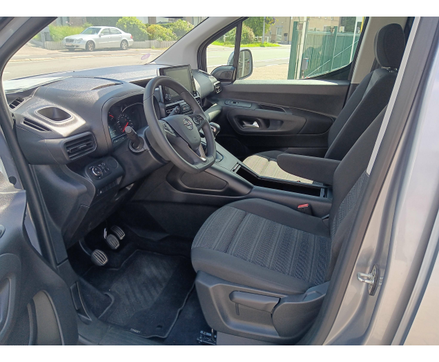 Opel Combo Life Comfort 1.2 Benz turbo grijs bj. 08/2019 42334 km Garage Van Wassenhove