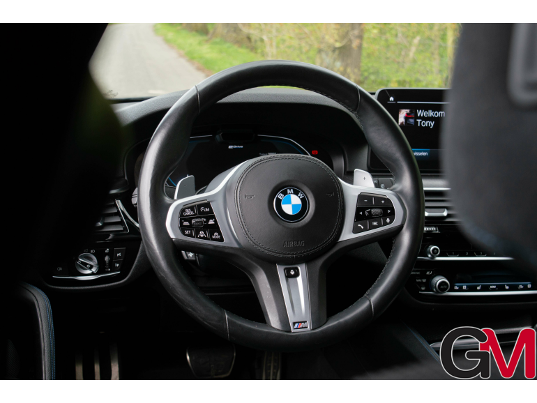 BMW 530 530eAS PHEV Garage Messiaen