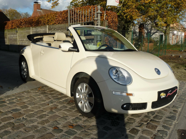 Autohandel Eddy Vanderhaeghen - Volkswagen New Beetle