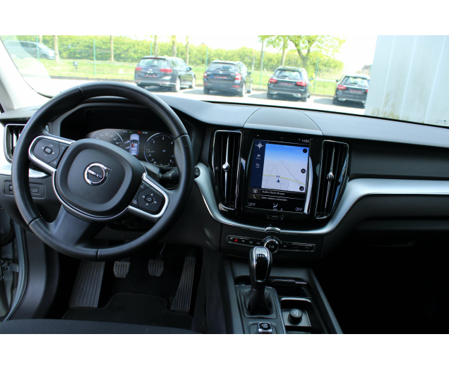 Volvo XC60 2.0 D3 NEW MODEL LED NAVIGATIE CRUISE PDC TREKHAAK Christian Cars