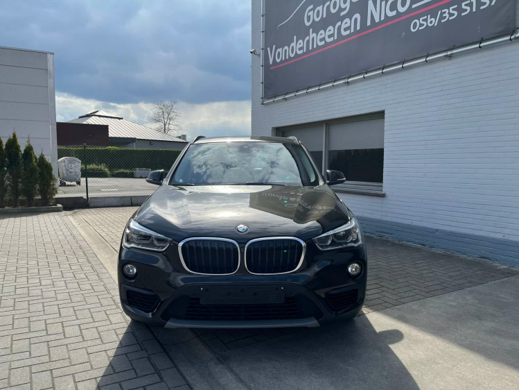 BMW X1 1.5i NAVI, LEDER, LED, ZETELVERWARMING, ALU 17 Garage Nico Vanderheeren BV