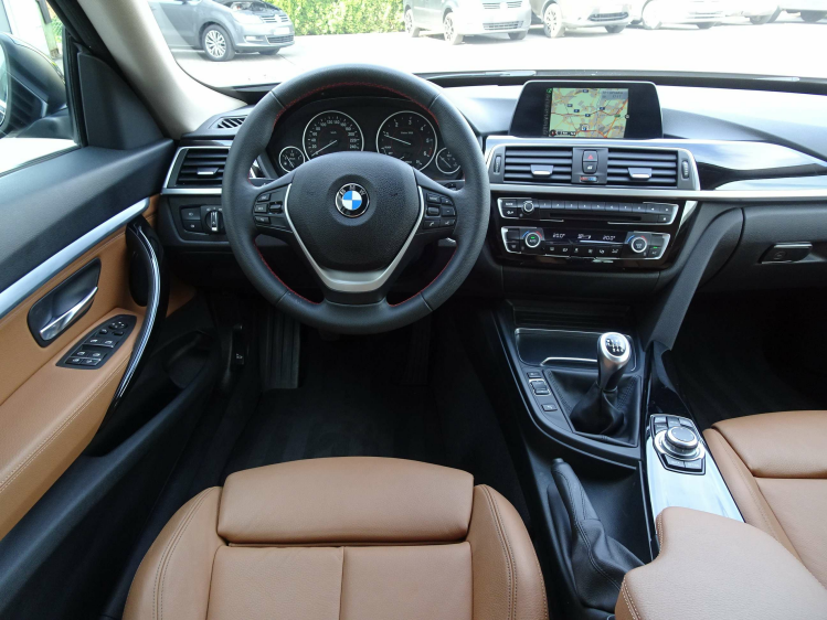 BMW 318 d GT Sport   