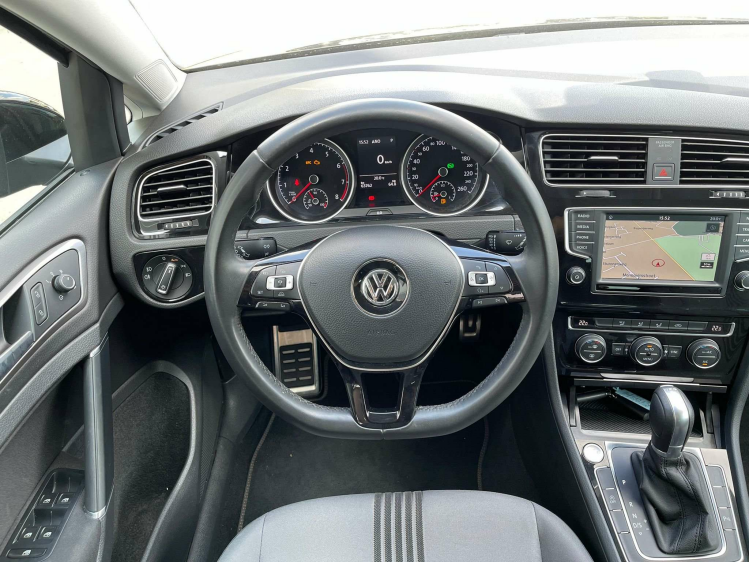 Volkswagen Golf 1.2TSi 
