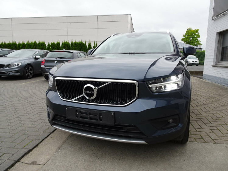 Volvo XC40 1.5T2 Momentum XENON/LED,NAVI,CAMERA,APPLE CARPLAY Garage Nico Vanderheeren BV
