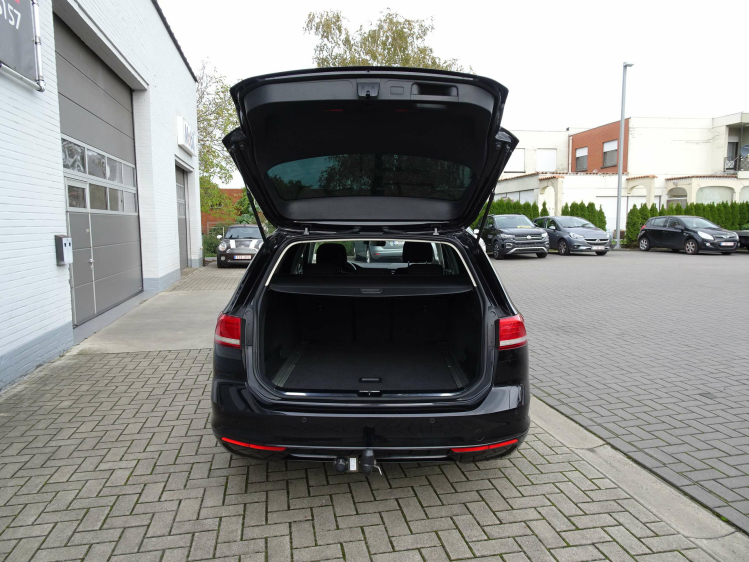 Volkswagen Passat Variant 1.4TSi Comf. DSG,NAVI,ADAPT.CRUISE,APPLE CARPLAY Garage Nico Vanderheeren BV