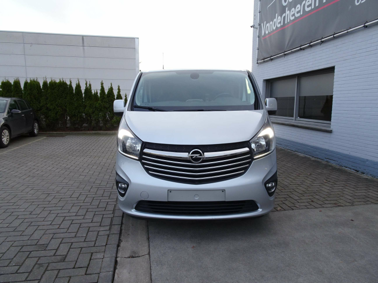 Opel Vivaro 1.6CDTi 5pl. L2 DUBBELE CABINE,NAVI,CAMERA,CRUISE Garage Nico Vanderheeren BV