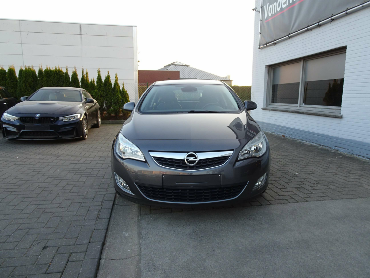 Opel Astra 1.7CDTi  