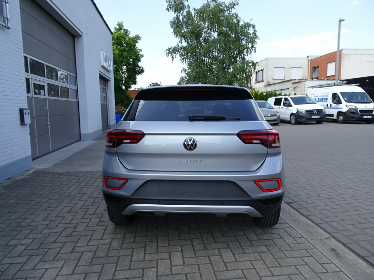 Volkswagen T-Roc 1.5TSI Style DSG,VIRTUAL,APPLECARPLAY,NAVI,CAMERA Garage Nico Vanderheeren BV