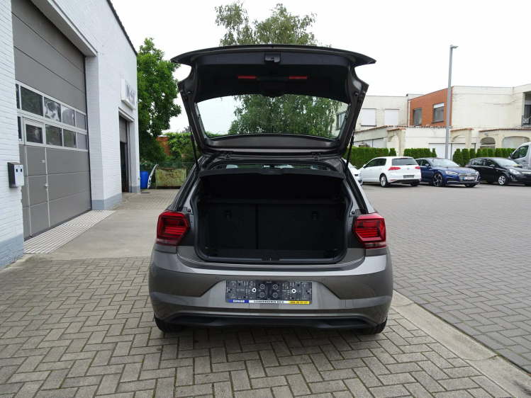 Volkswagen Polo 1.0i  5d. Trendline AIRCO,BLUETH,PDC V+A,USB,SERVO Garage Nico Vanderheeren BV