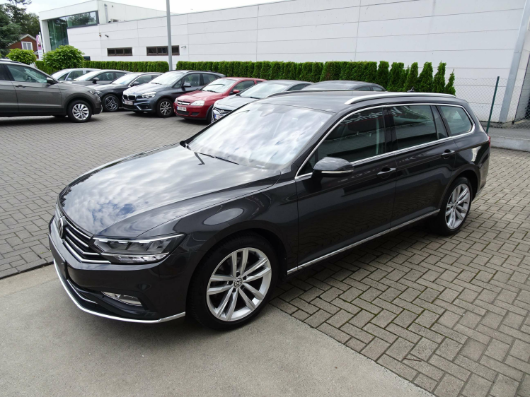 Volkswagen Passat Variant 1.5TSi Business DSG,VIRTUAL,ADAPT.CRUISE,APPLECAR Garage Nico Vanderheeren BV
