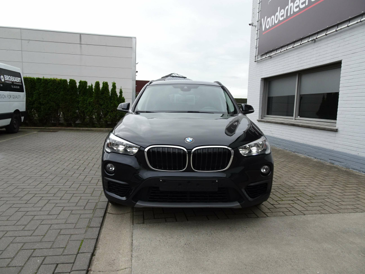 BMW X1 1.5i sDrive18 NAVI,TREKHAAK,LEDER,CRUISE,PDC V+A Garage Nico Vanderheeren BV