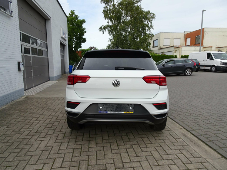 Volkswagen T-Roc 1.0TSi United NAVI,APPLECARPLAY,,PDC V+A,BLUETH Garage Nico Vanderheeren BV