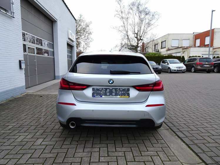 BMW 116 116iA Sport PANODAK,LED,NAVI,APPLECARPLAY,CRUISE Garage Nico Vanderheeren BV