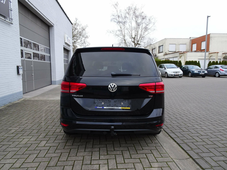 Volkswagen Touran 1.6TDi 5pl. Highline NAVI,TREKHAAK,ADAPT.CRUISE Garage Nico Vanderheeren BV