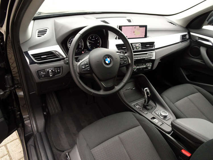BMW X1 1.5dA sDrive16 FULL LED,NAV,TREKH,CRUISE,EL.KOFFER Garage Nico Vanderheeren BV