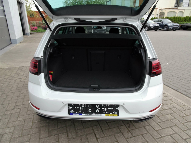 Volkswagen Golf 1.0TSi 5d. Comfortline NAVI,CAMERA,KEYLESS,PDC V+A Garage Nico Vanderheeren BV
