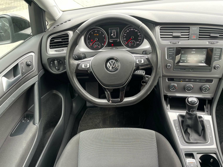 Volkswagen Golf 1.2 TSI Trendline RADIO, AIRCO, BLUETH, MULTISTUUR Garage Nico Vanderheeren BV