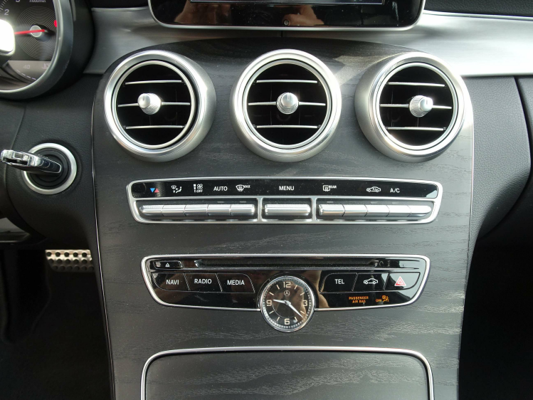 Mercedes-Benz C 180 AMG AUTOMAAT,PANODAK,LED,NAVI,CRUISE,LEDER/ALCANT. Garage Nico Vanderheeren BV