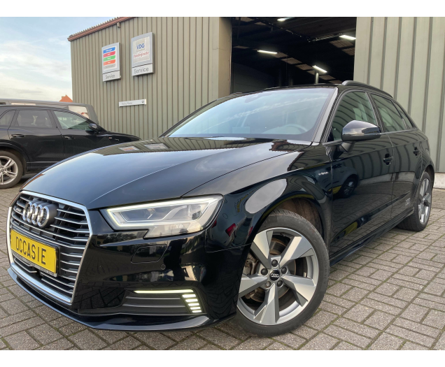 Audi A3 E-tron (Hybride = electrisch + benzine) -AUTOMAAT Garage Vandeginste