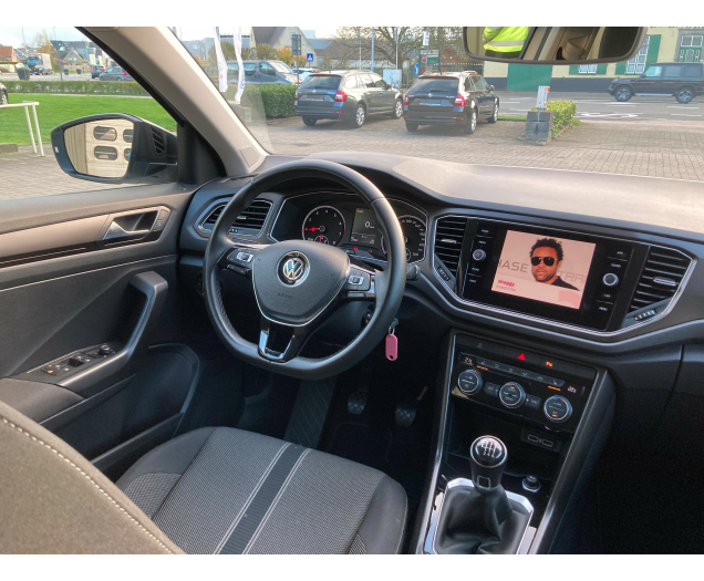 Volkswagen T-Roc Style -Airco -Full LED -Apple Carplay -DAB -Ad. CC Garage Vandeginste
