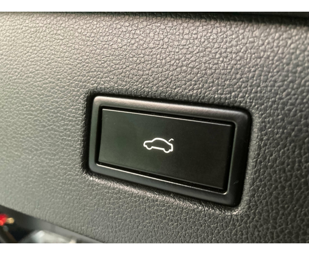 Volkswagen Tiguan Comfort -Airco -GPS -Apple Carplay -Panodak -Park Garage Vandeginste