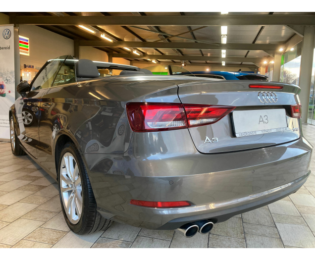 Audi A3 CABRIOLET Sport  125tfsi -Airco -GPS -Park V+A -Windscherm Garage Vandeginste