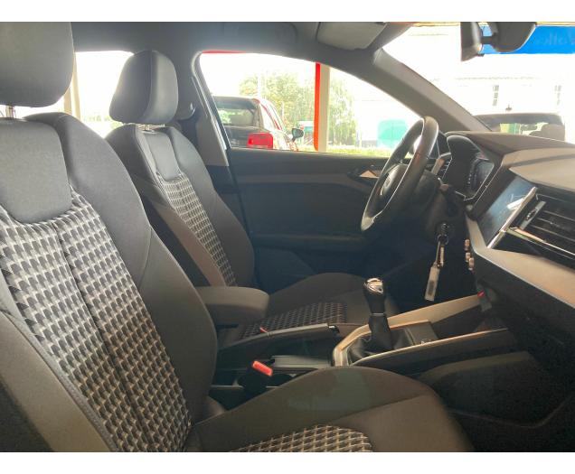 Audi A1 SPORTBACK -Sportzetels -Electr.airco -Virtual cockpit -Cruise -Apple Carplay -Aluvelg 17 Garage Vandeginste