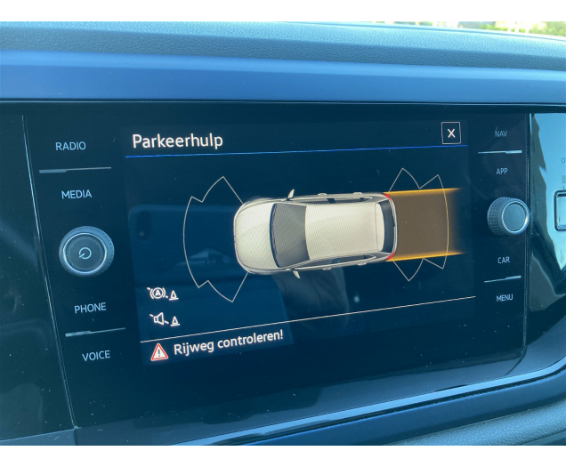 Volkswagen POLO United -El.Airco -Panodak -Apple Carplay -Parkeersensoren -Cruise -Aluvelgen Garage Vandeginste