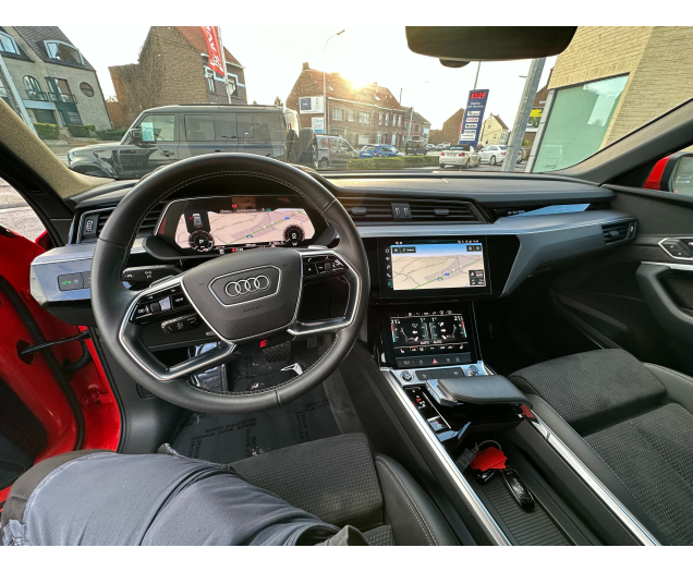 Audi e-tron S-Line Black Line*MatrixLed*PanoDak*Cam*Head-Up Autos Van Asbroeck