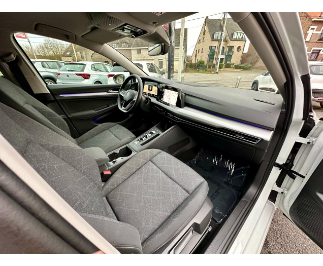 Volkswagen Golf 1.0 eTSI Hybride DSG*Camera*GPS Pro*IQLed*AppCarpl Autos Van Asbroeck
