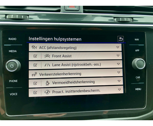Volkswagen Tiguan 1.5 TSI R-Line Autom. Black Line*Camera*GPSVirtual Autos Van Asbroeck
