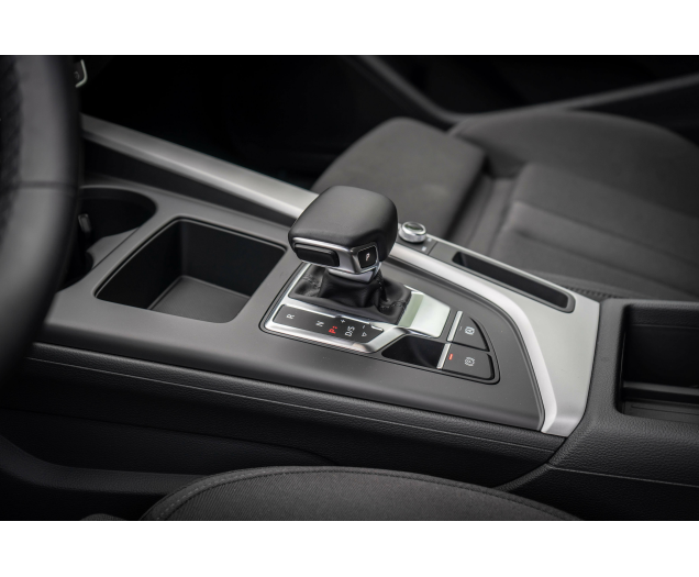 Audi A5 40 TDi /Virt Cockpit/Sportzetels/Black Pack/Sport Autohandel Quintens