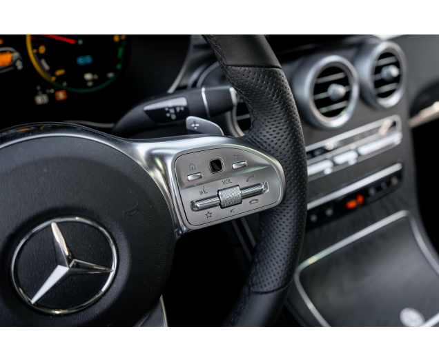 Mercedes-Benz GLC 300 Real Hybrid/AMG PACK/Night Pack/Open dak/Trekhaak Autohandel Quintens