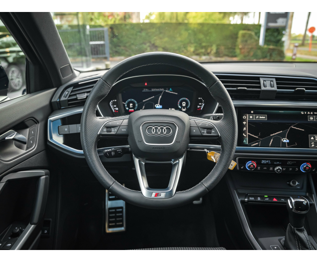 Audi Q3 45 TFSI /HYBRID/S line tronic/Appel Carpl/Trekhaak Autohandel Quintens