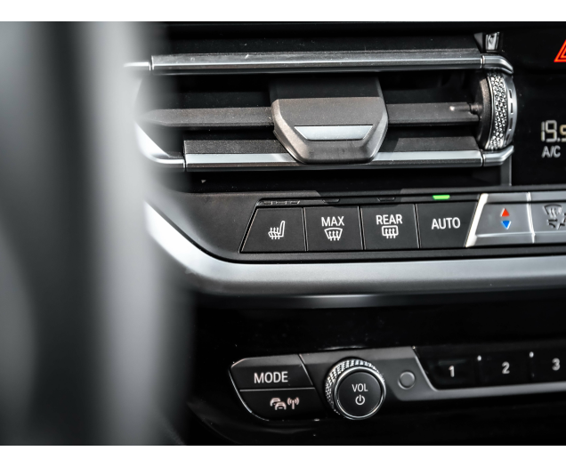 BMW X3 2.0i, 245Pk,Sportzetels,Leder,Camera,Led Lichten Autohandel Quintens