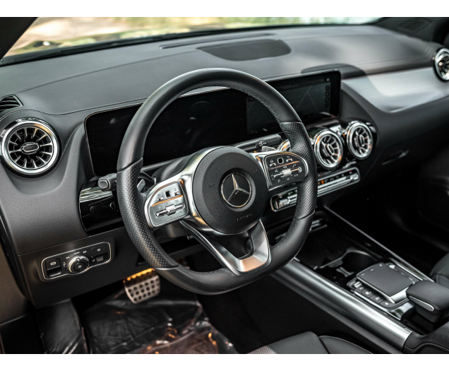 Mercedes-Benz EQA 250 AMG Line,Elektr Trekhaak,Night Pack,Leder,NEW Autohandel Quintens