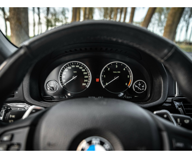 BMW X4 2.0 d xDrive,Leder,Open dak,Elektr.trekhaak,Gps Autohandel Quintens
