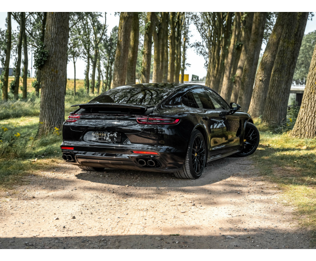 Porsche Panamera Pug In Hybrid,Black Pack,Sportuitlaten,Luchtsuspen Autohandel Quintens