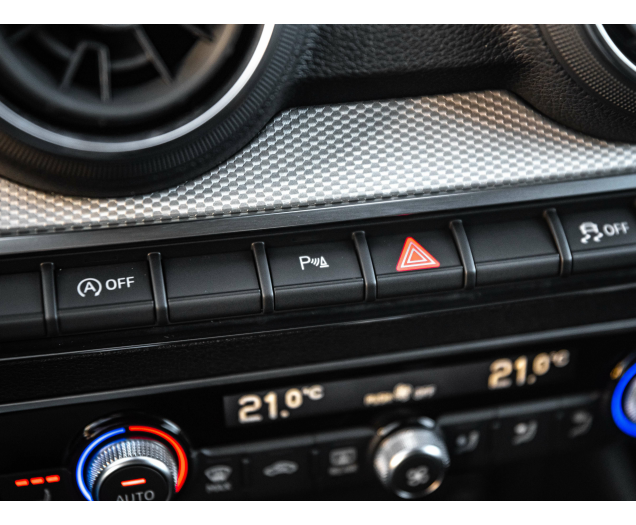 Audi Q2 30 TFSI Sport,Key Less,Camera,Led Lichten,Parkass Autohandel Quintens